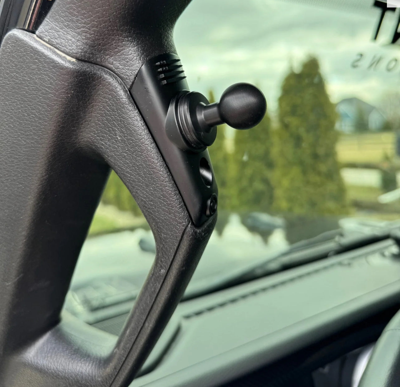 2018-2023 Jeep Wrangler JL + 2020-2023 Jeep Gladiator A-Pillar Grab Bar Mount with 20mm Ball